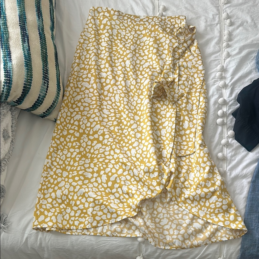 Yellow and White leopard Women's midi wrap skirt